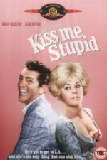 Watch Kiss Me, Stupid Sockshare