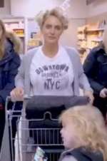 Watch Who Needs a Man When You\'ve Got a Spray Tan? Sockshare